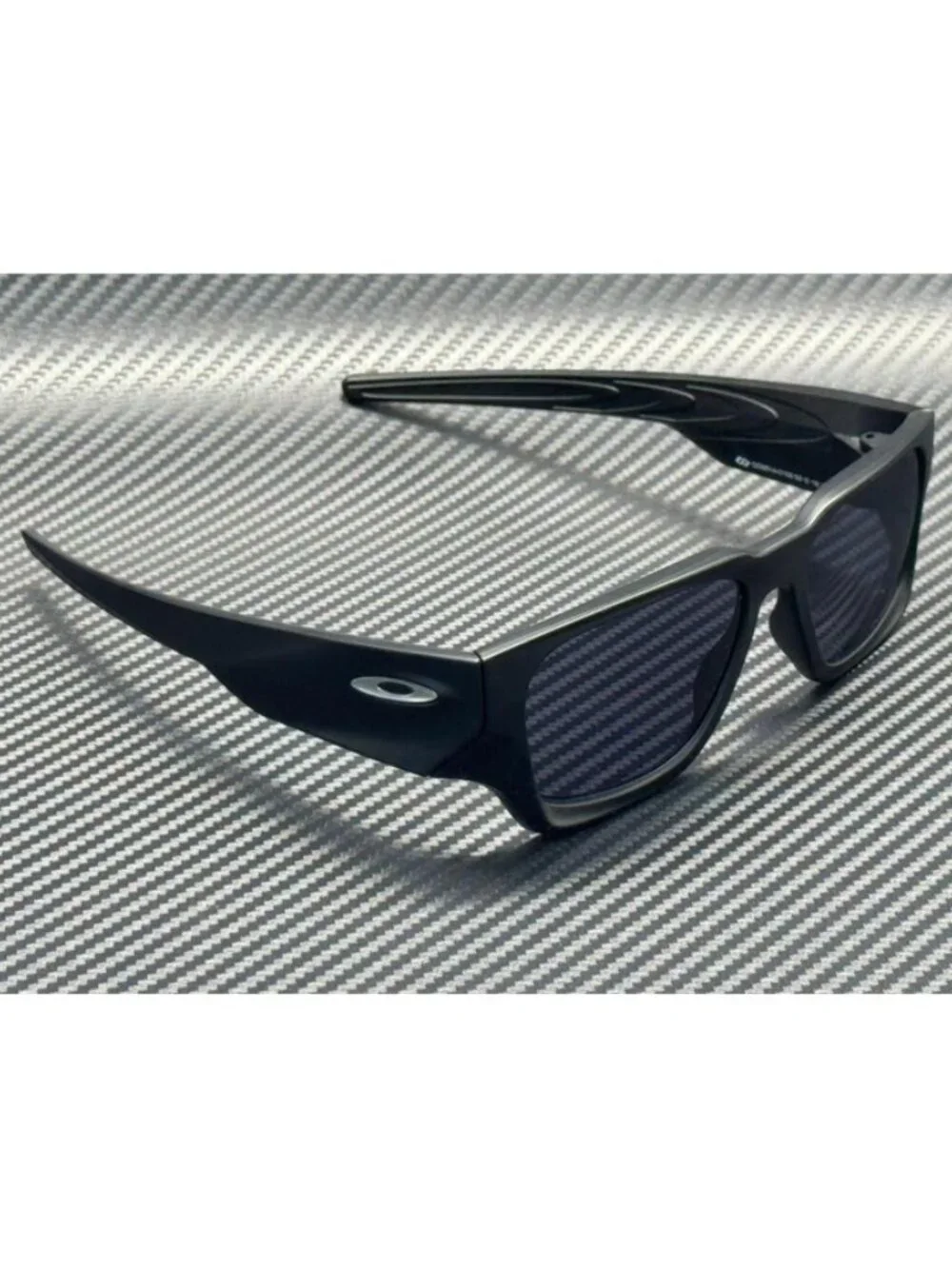 New Oakley Men Matte Black Sunglasses 58-18-142